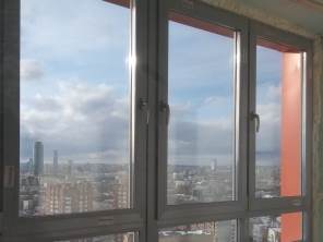 Окна на 25 этаже. Екатеринбург.