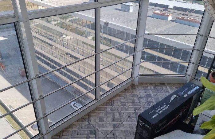 Ограждение для панорамного балкона, г. Екатеринбург, ул. Библиотечная