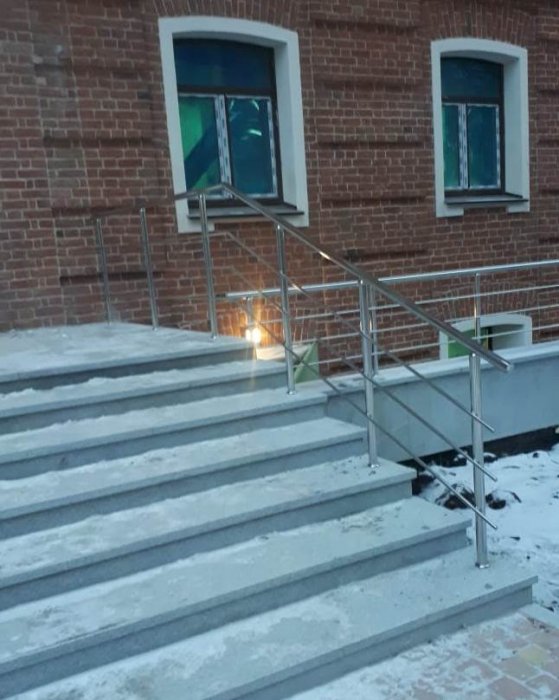 Ограждения крылец и пандуса в ЖК Мельница, г. Екатеринбург
