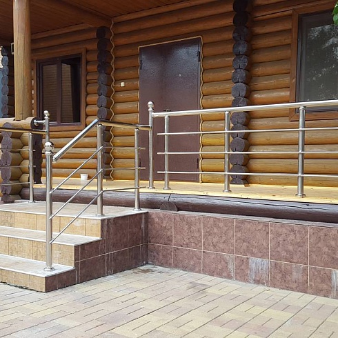 Перила для крылец