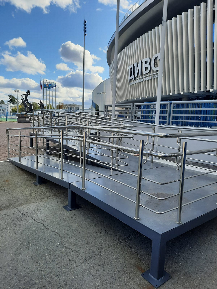 Пандус и ограждения, ДИВС, г. Екатеринбург