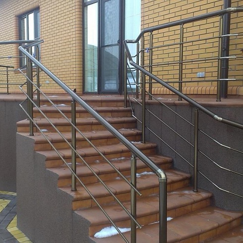 Перила для крылец